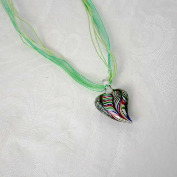 Glass Heart Necklace - Picture 3 of 3